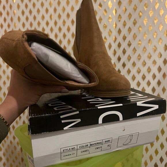 Platform heel boots camel size 8.5 - Picture 4 of 6